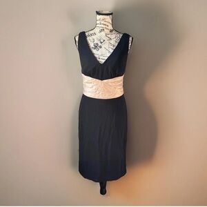 Kay Unger Elegant Black Cocktail Dress with Cream Waistband